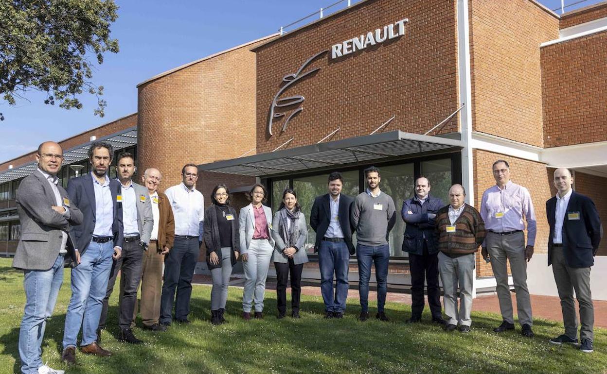 Los desarrolladores del proyecto, en las instalaciones vallisoletanas.