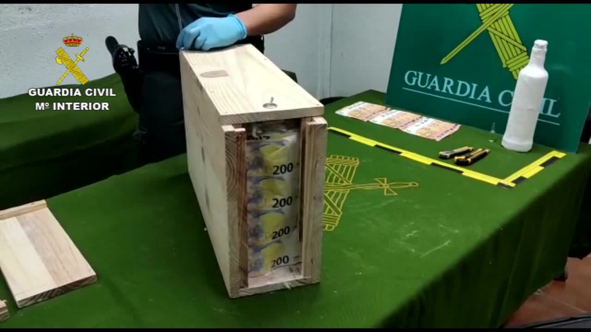 Detenido con 10.800 euros en billetes falsos en la localidad segoviana de El Espinar