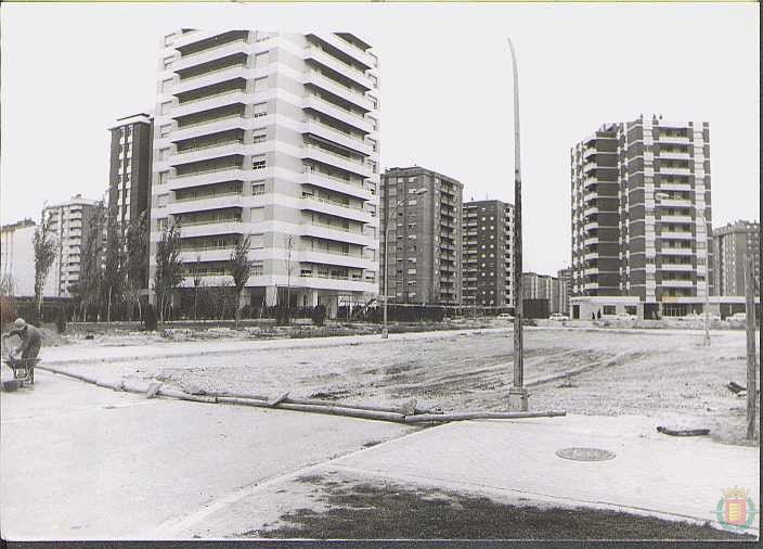 Gran parte del barrio sería ocupado, fundamentalmente, por clases medias y altas que abandonan el centro histórico.