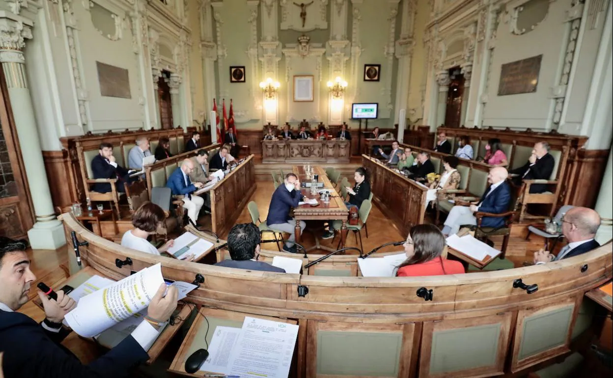 Sesión plenaria Ayuntamiento de Valladolid. 