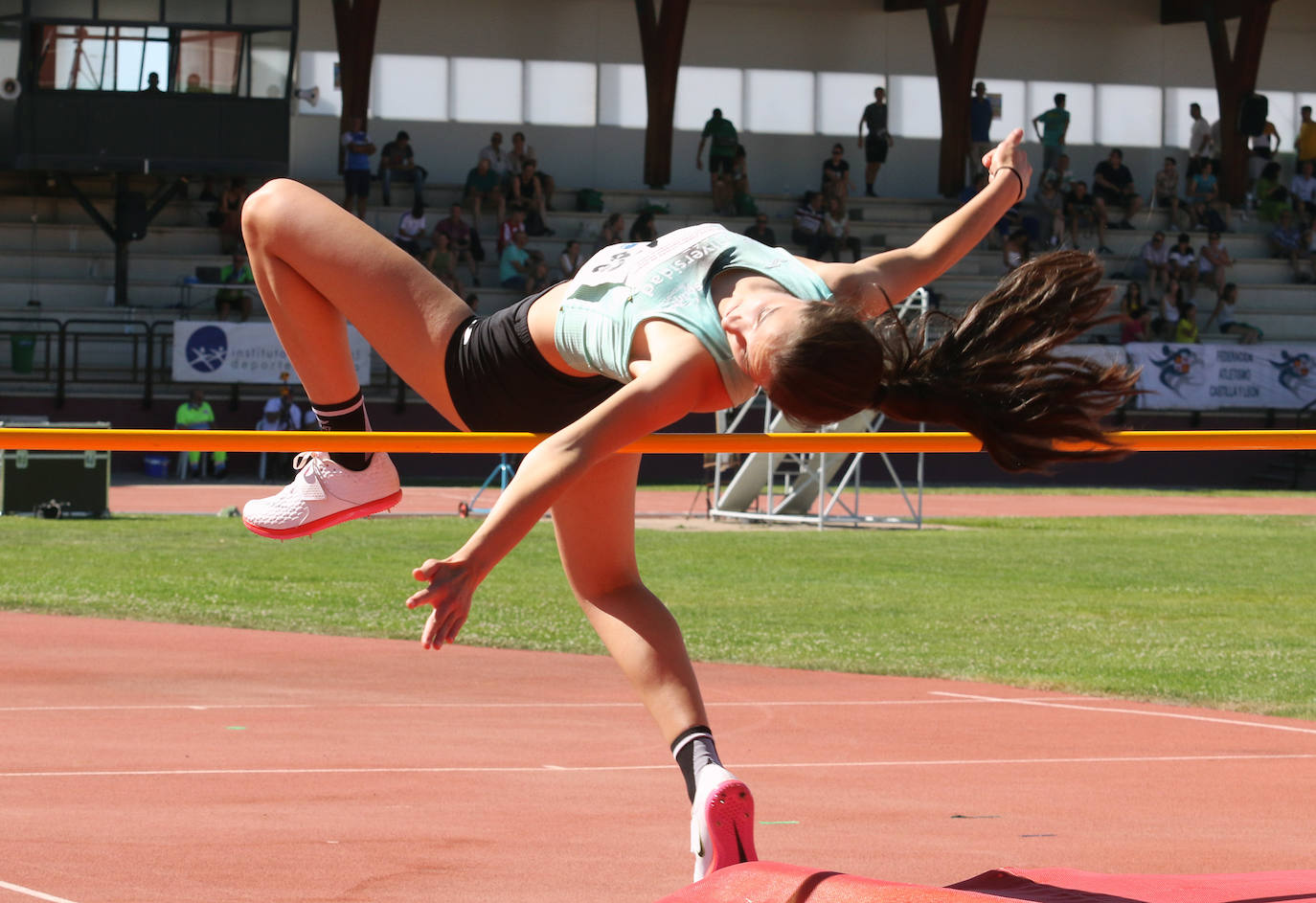 Jornada de atletismo en Segovia.