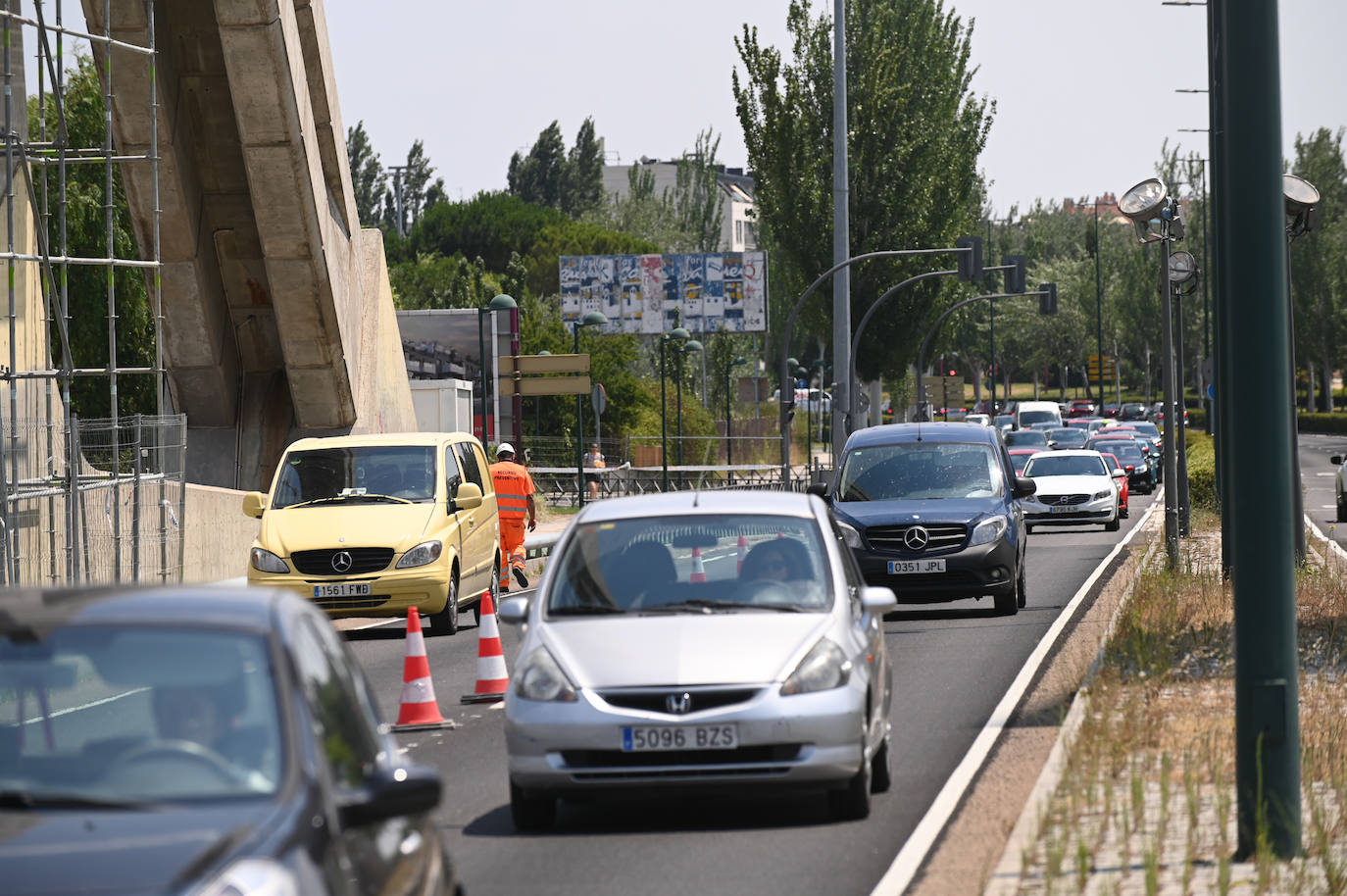 Fotos: Obras en las velas del puente de Hispanoamérica en Valladolid