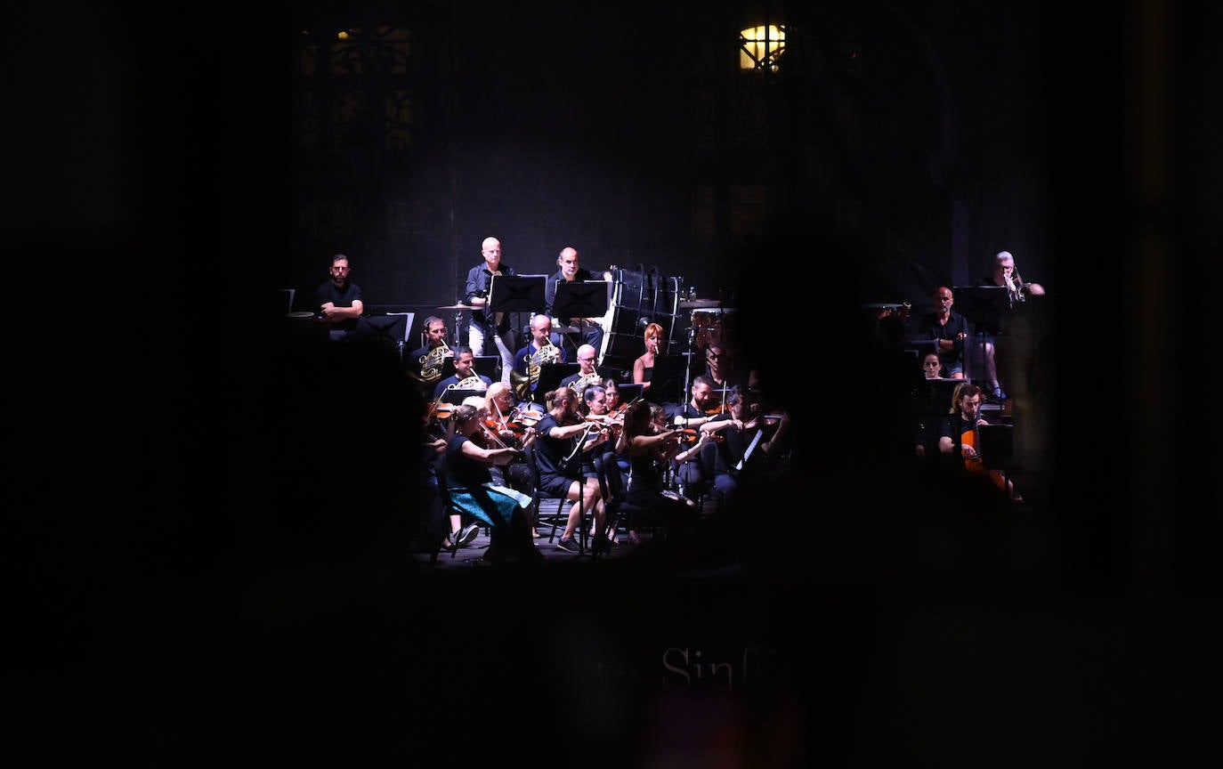 Concierto de la OSCyL, en la Plaza Mayor de Valladolid, este martes.