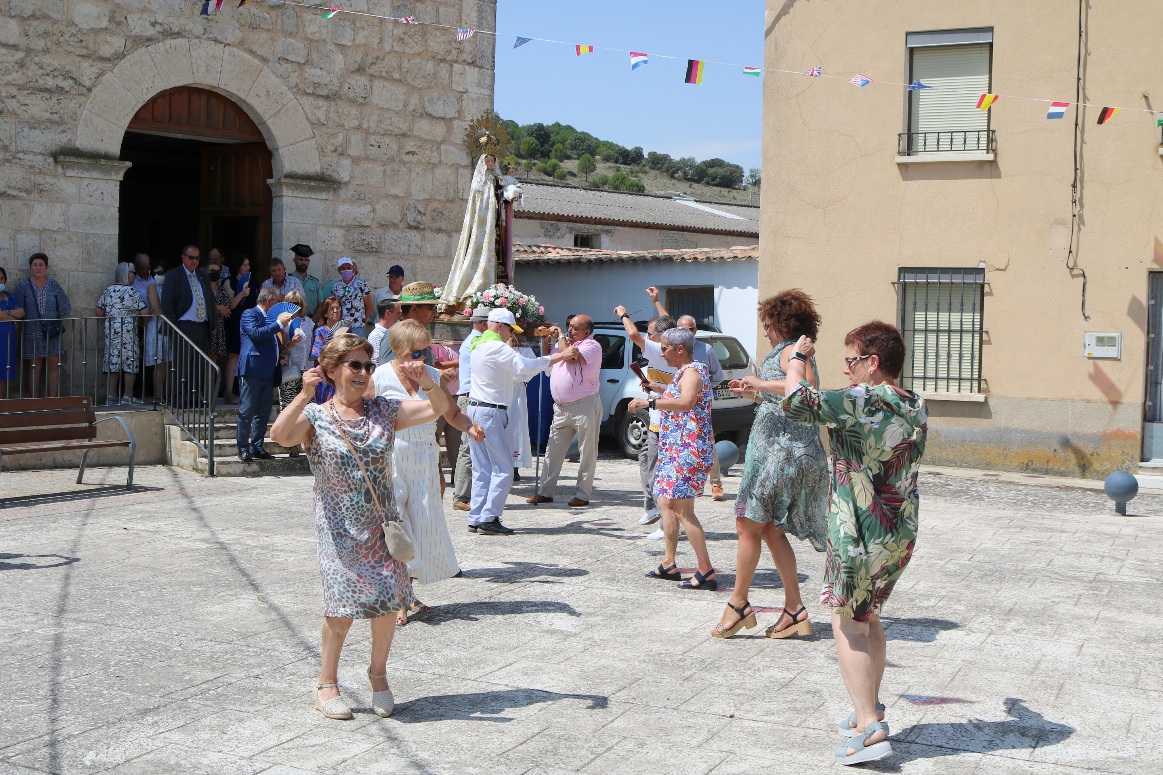 Cevico Navero celebró con todos los honores sus fiestas en honor de la Virgen del Carmen