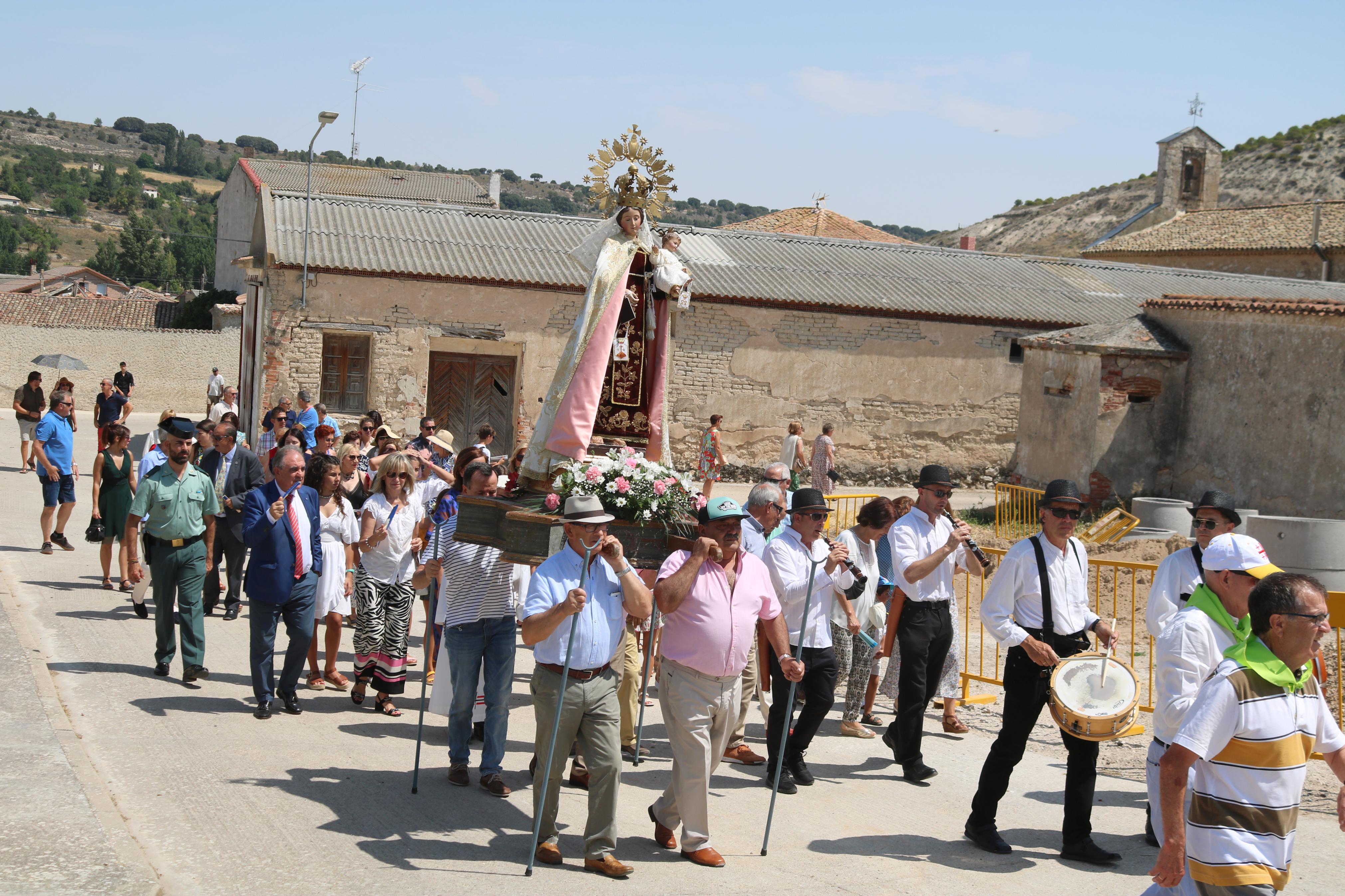 Cevico Navero celebró con todos los honores sus fiestas en honor de la Virgen del Carmen