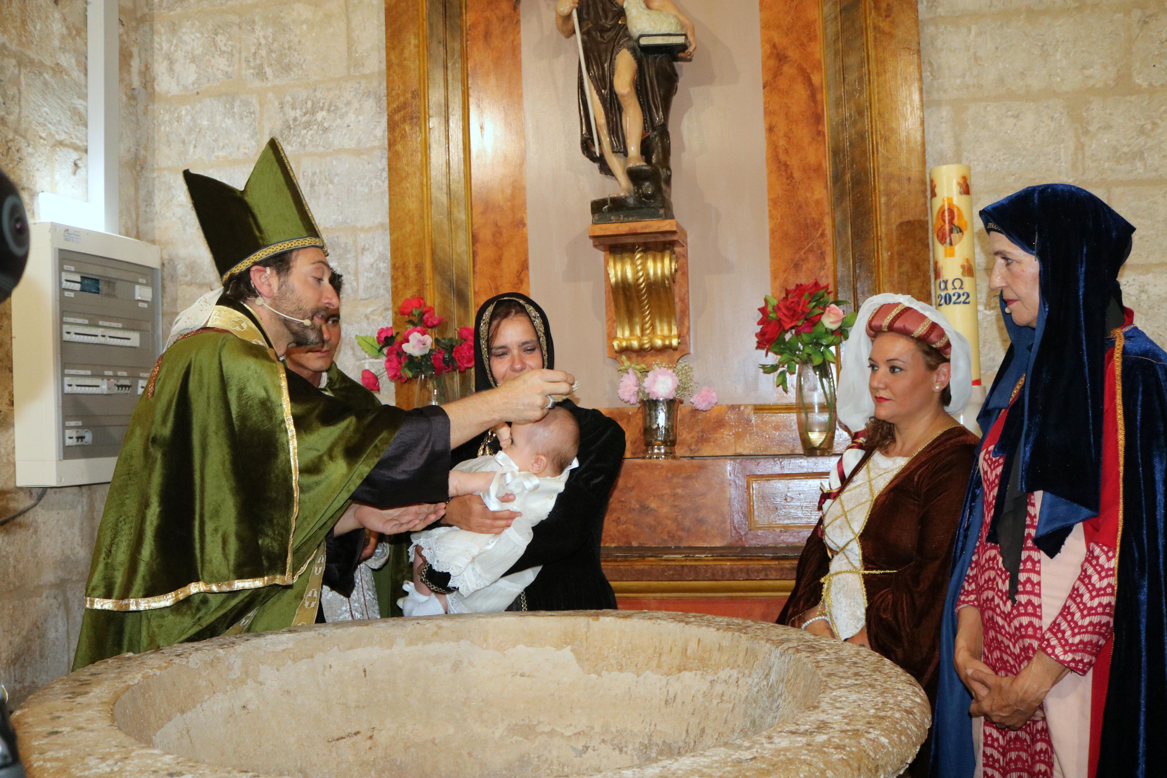 Torquemada recrea su historia con la representación del nacimiento de la infanta Catalina