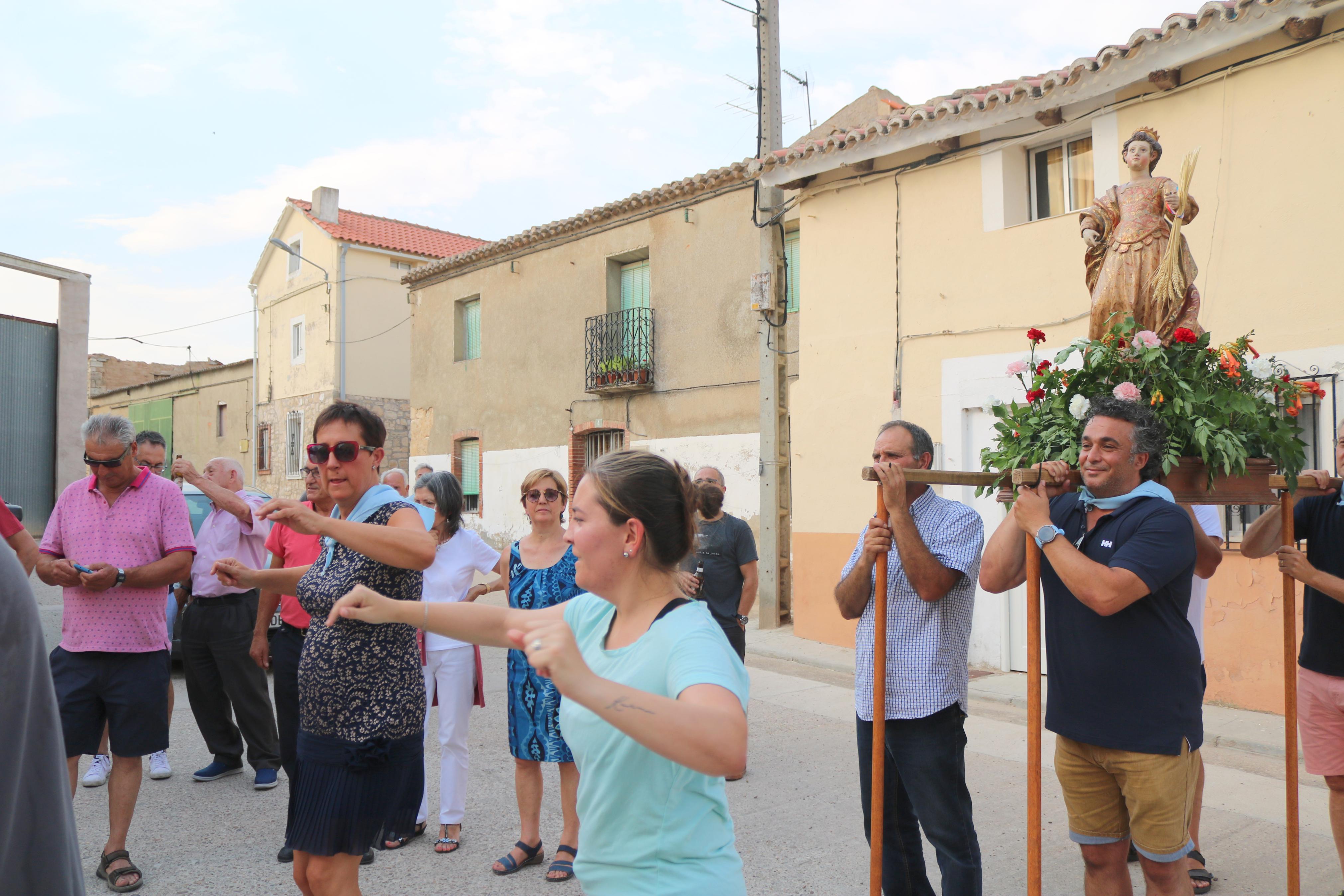 Las danzas son una de las señas de identidad de las fiestas de Villahán