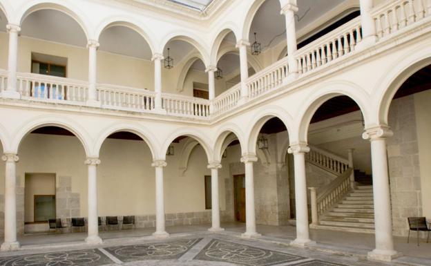 El patio del palacio de Villena, en Valladolid. 