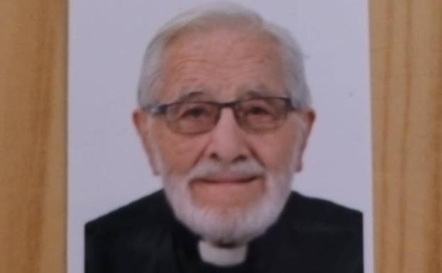 Fallece a los 95 años Luis García, canónigo de ceremonias de la Catedral de Valladolid