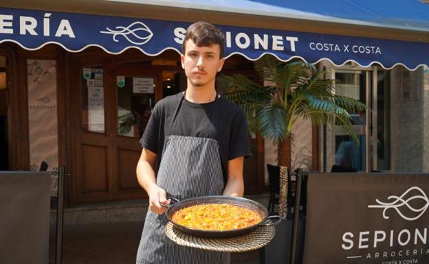 Pablo Fernandez, jefe de cocina de Sepionet y su Arroz Señoret 