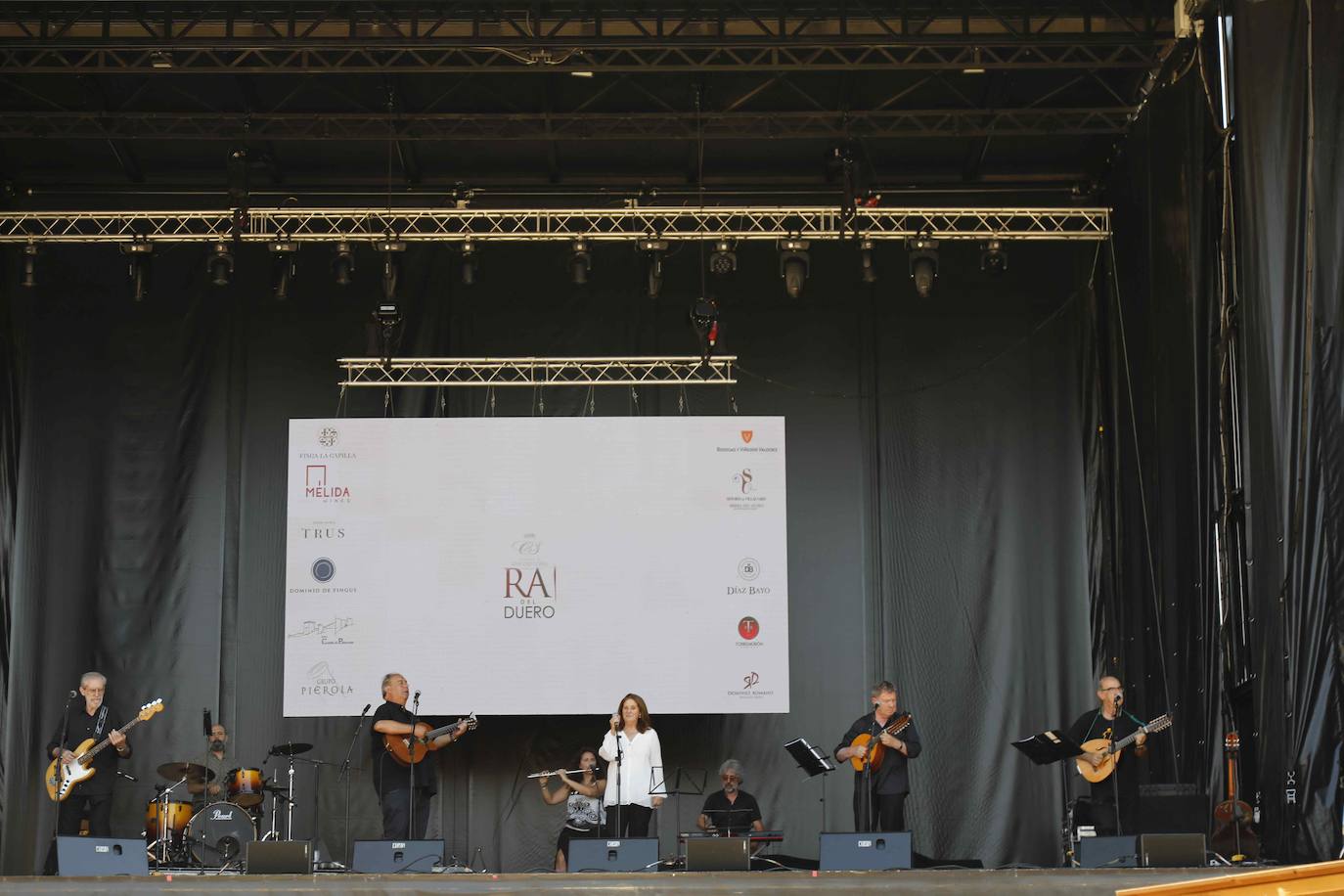 Fotos: Celebración de los 40 años de Ribera del Duero en Peñafiel