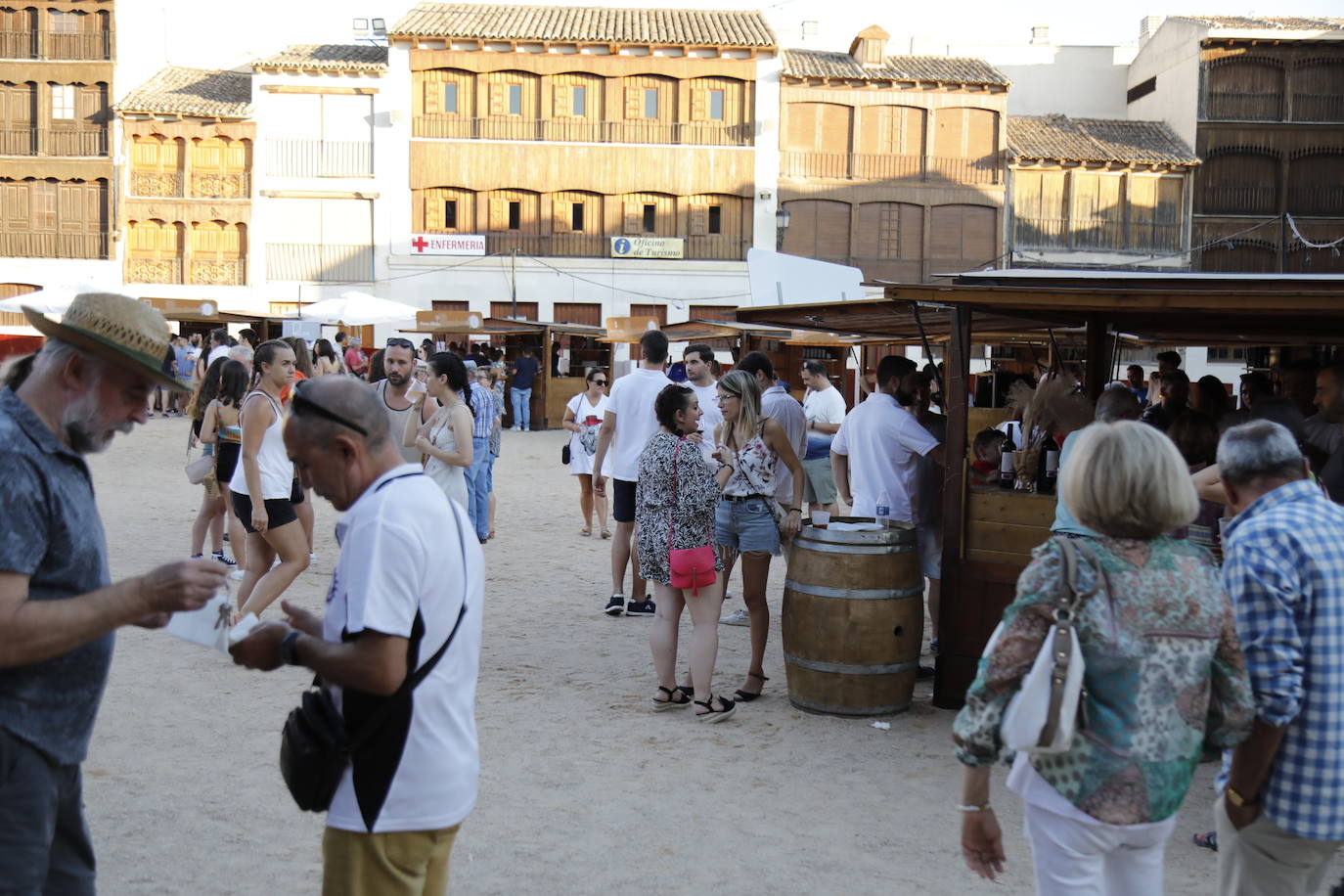 Fotos: Celebración de los 40 años de Ribera del Duero en Peñafiel