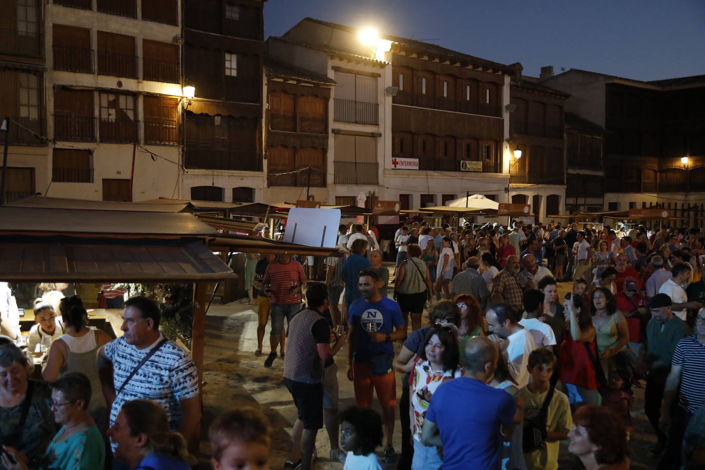 Fotos: Celebración de los 40 años de Ribera del Duero en Peñafiel