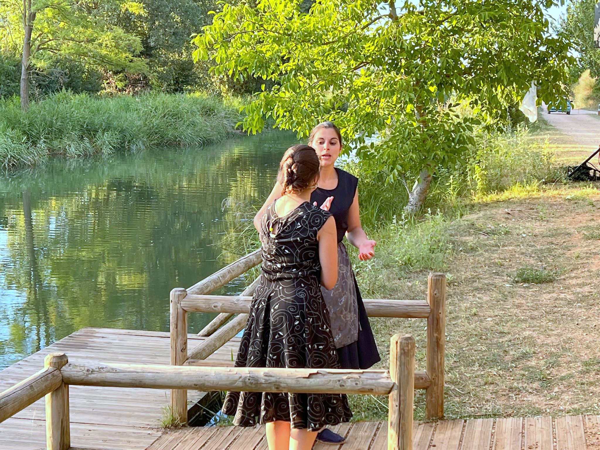 El Canal de Castilla fue el marco para la ruta teatralizada celebrada en Villamuriel de Cerrato