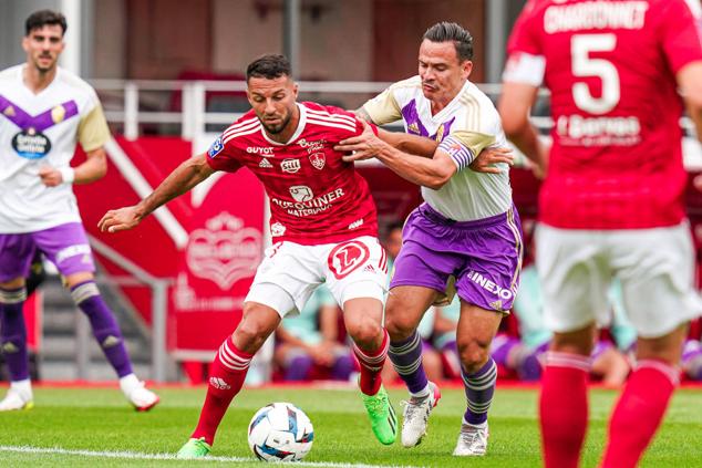 Fotos: Imágenes del empate sin goles entre el Brest y el Real Valladolid