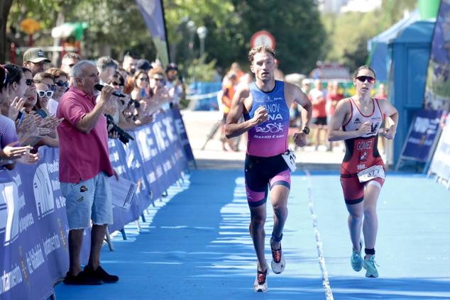 Fotos: Vigésima cuarta edición del Triatlón Ciudad de Valladolid