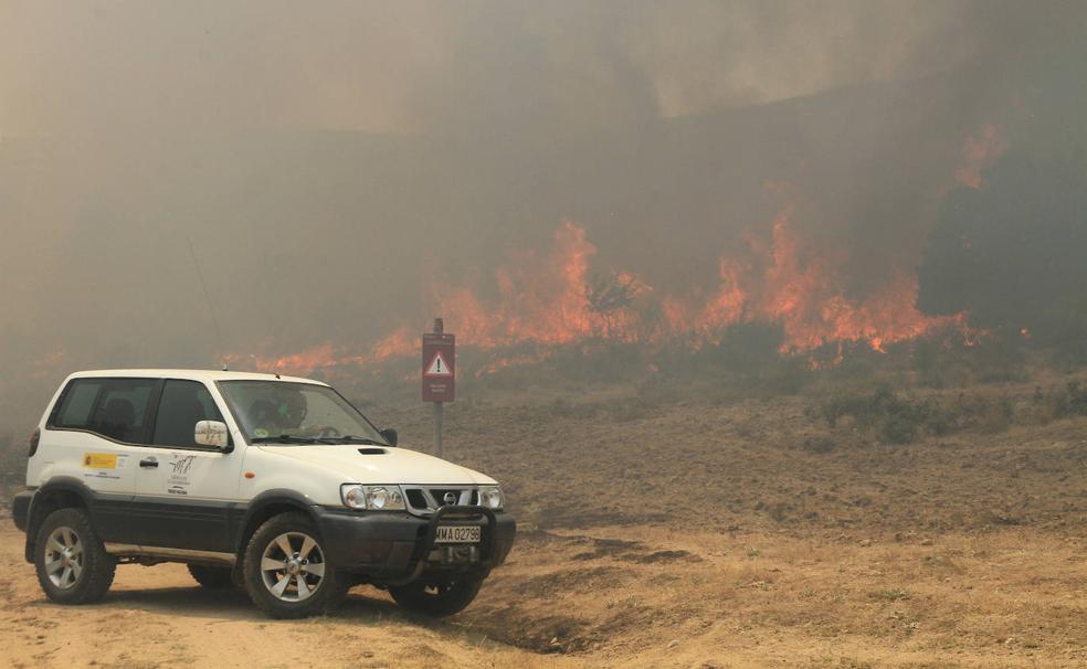 Primeros minutos del incendio de Navafría.