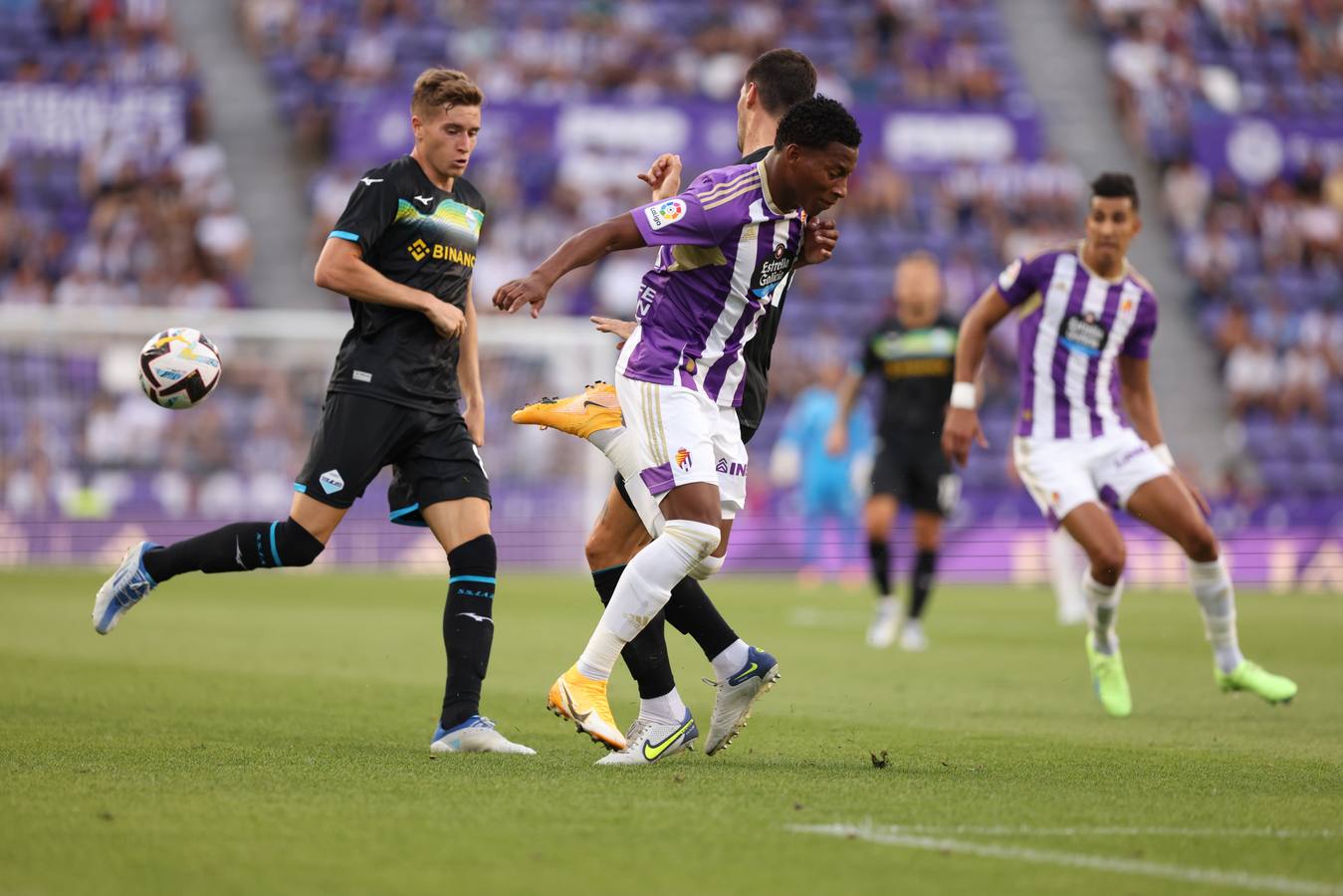 Fotos: El Real Valladolid gana en los penaltis el Trofeo Ciudad de Valladolid