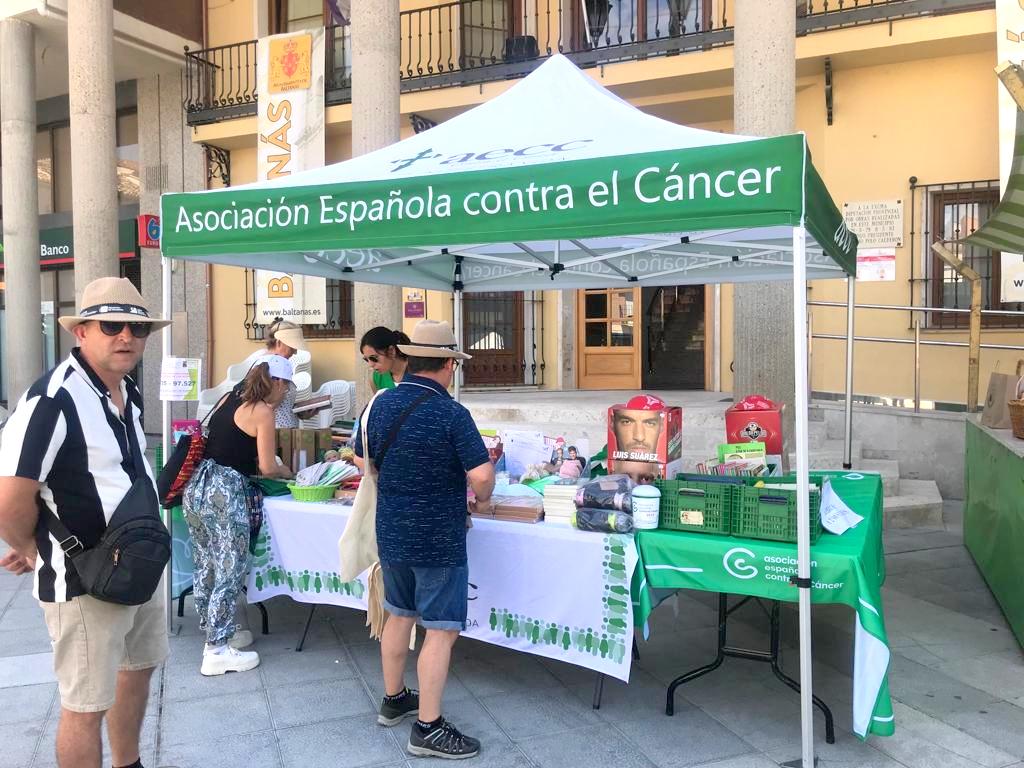 Numerosos cerrateños acudieron a la capital del Cerrato para disfrutar de una animada Feria