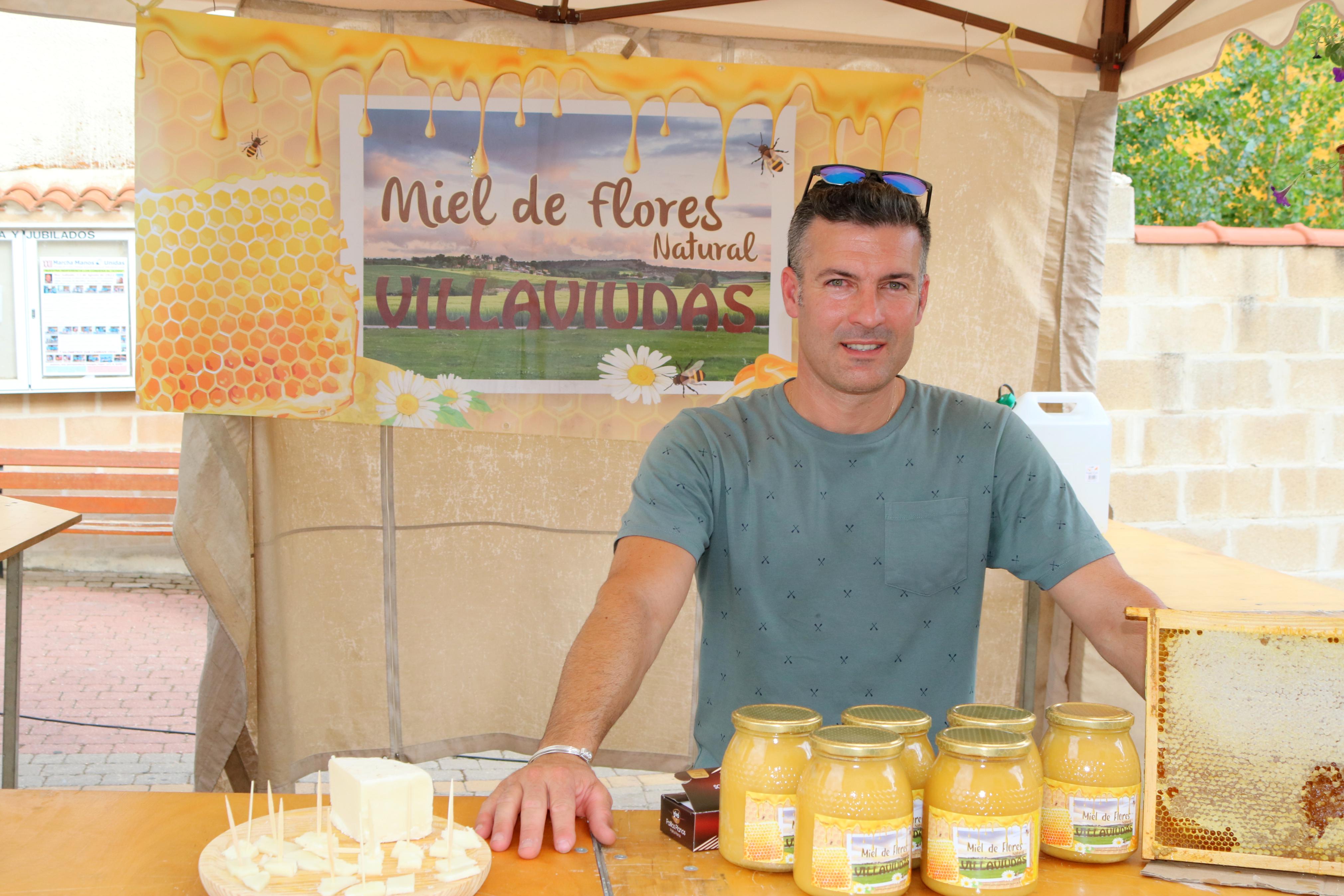 Numerosos cerrateños acudieron a la capital del Cerrato para disfrutar de una animada Feria