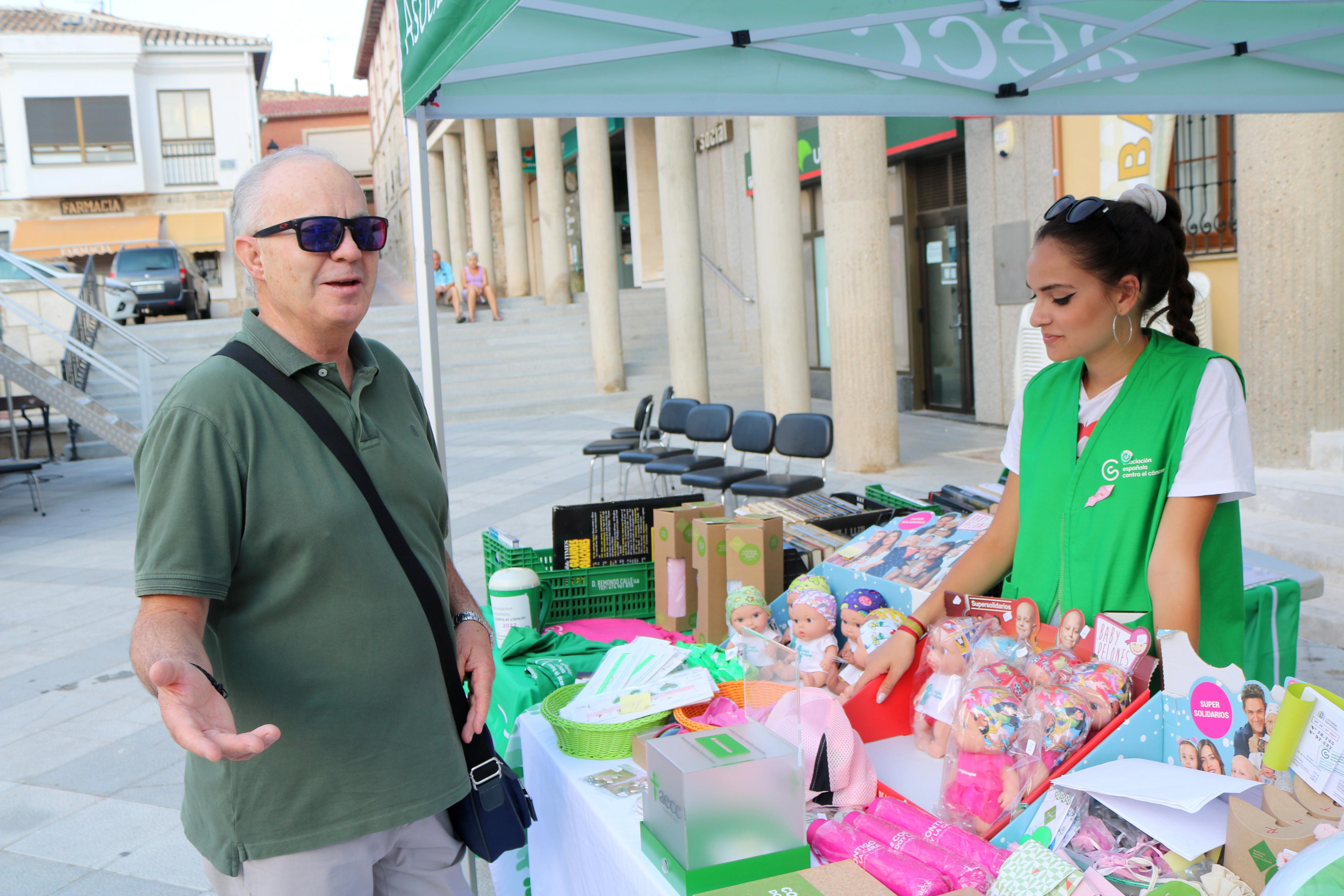 Numerosos cerrateños acudieron a la capital del Cerrato para disfrutar de una animada Feria