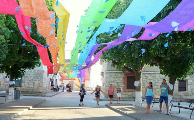 El arcoíris, en forma de toldo contra el calor.