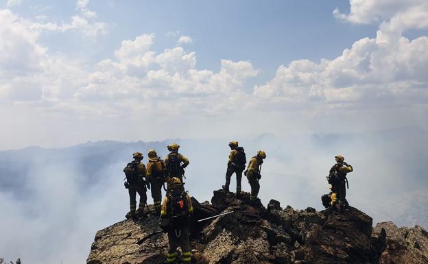 Imagen principal - León: Declarado el nivel 2 en el incendio de Boca de Huérgano