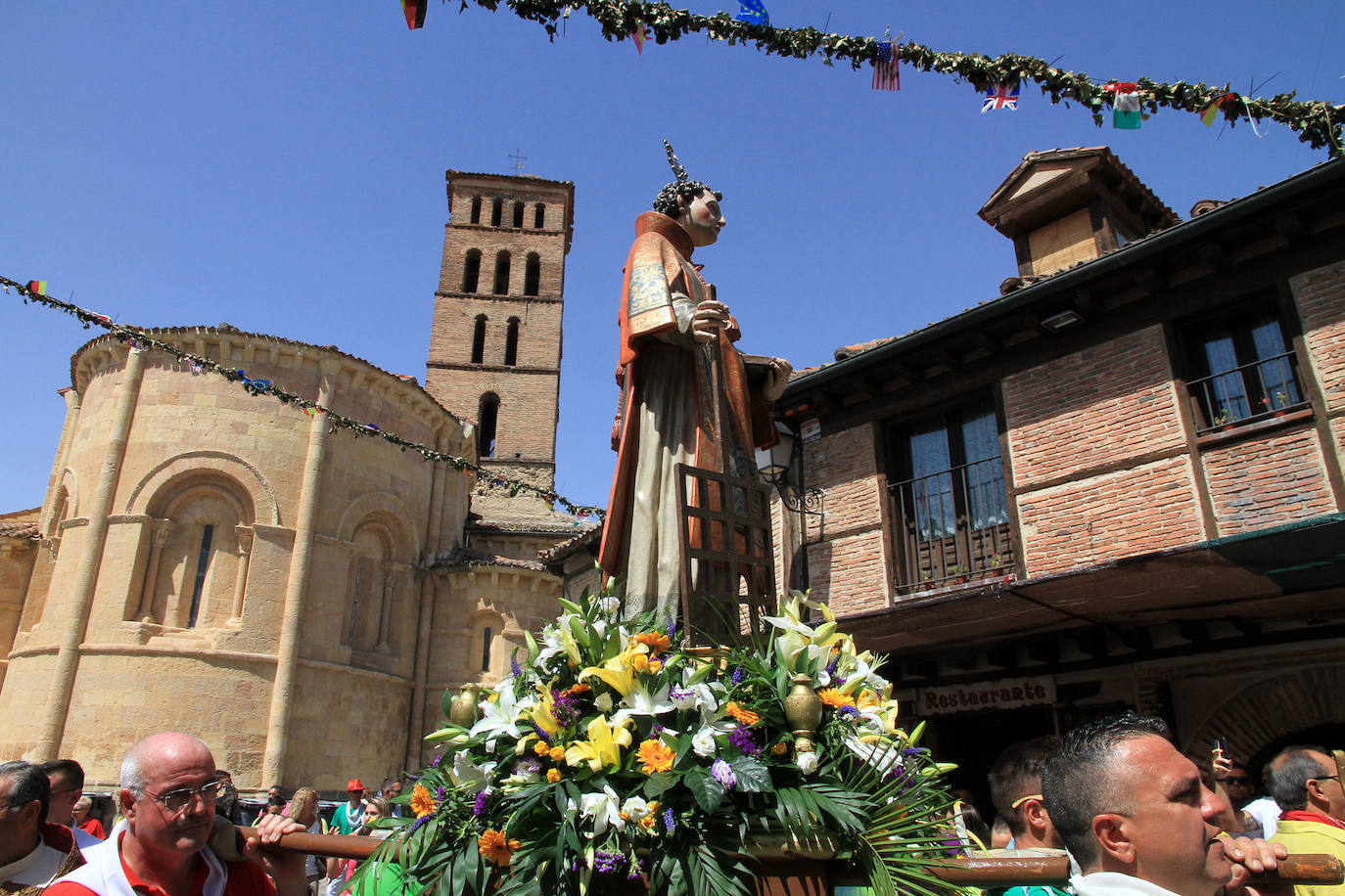 Un momento de la procesión de San Lorenzo. 