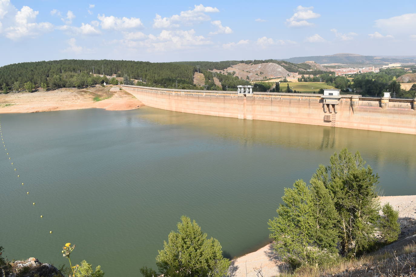 Fotos: La sequía muestra signos alarmantes en el pantano de Aguilar