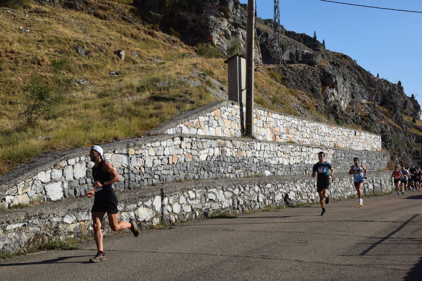 Fotos: La subida a la Cruz como apertura de las fiestas de Velilla