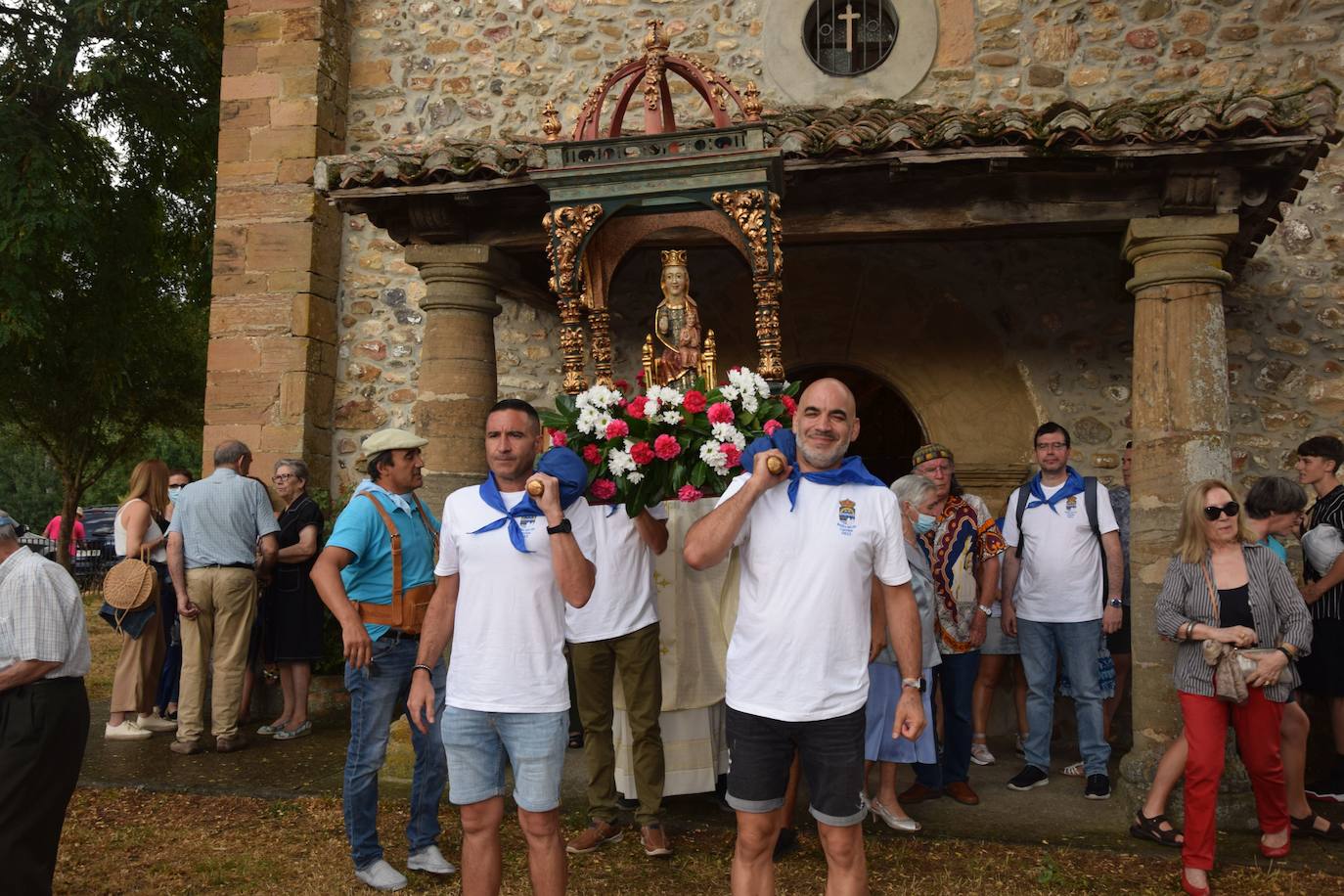 Fotos: Velilla muestra su devoción a la Virgen de Areños