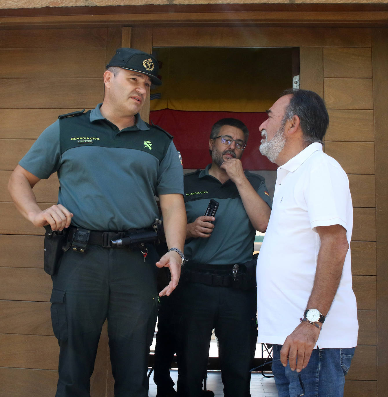 Dispositivo de búsqueda del joven desaparecido en Cantalejo. FOTO ANTONIO DE TORRE