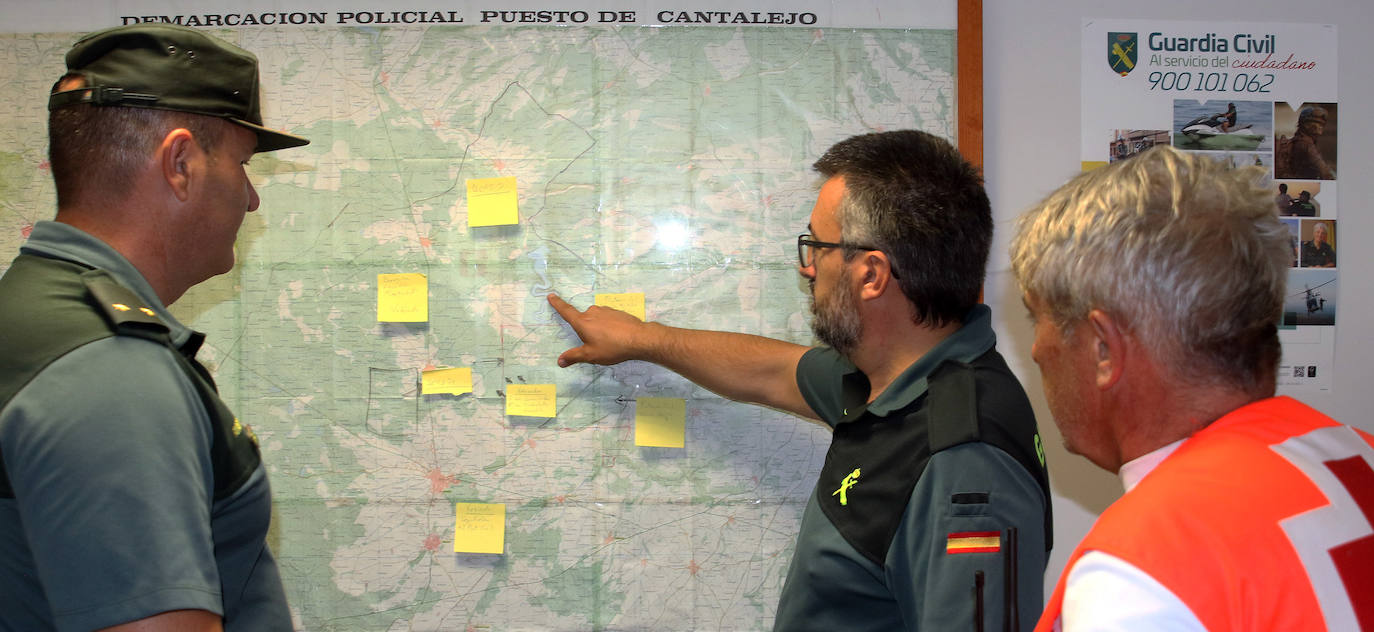 Dispositivo de búsqueda del joven desaparecido en Cantalejo. FOTO ANTONIO DE TORRE