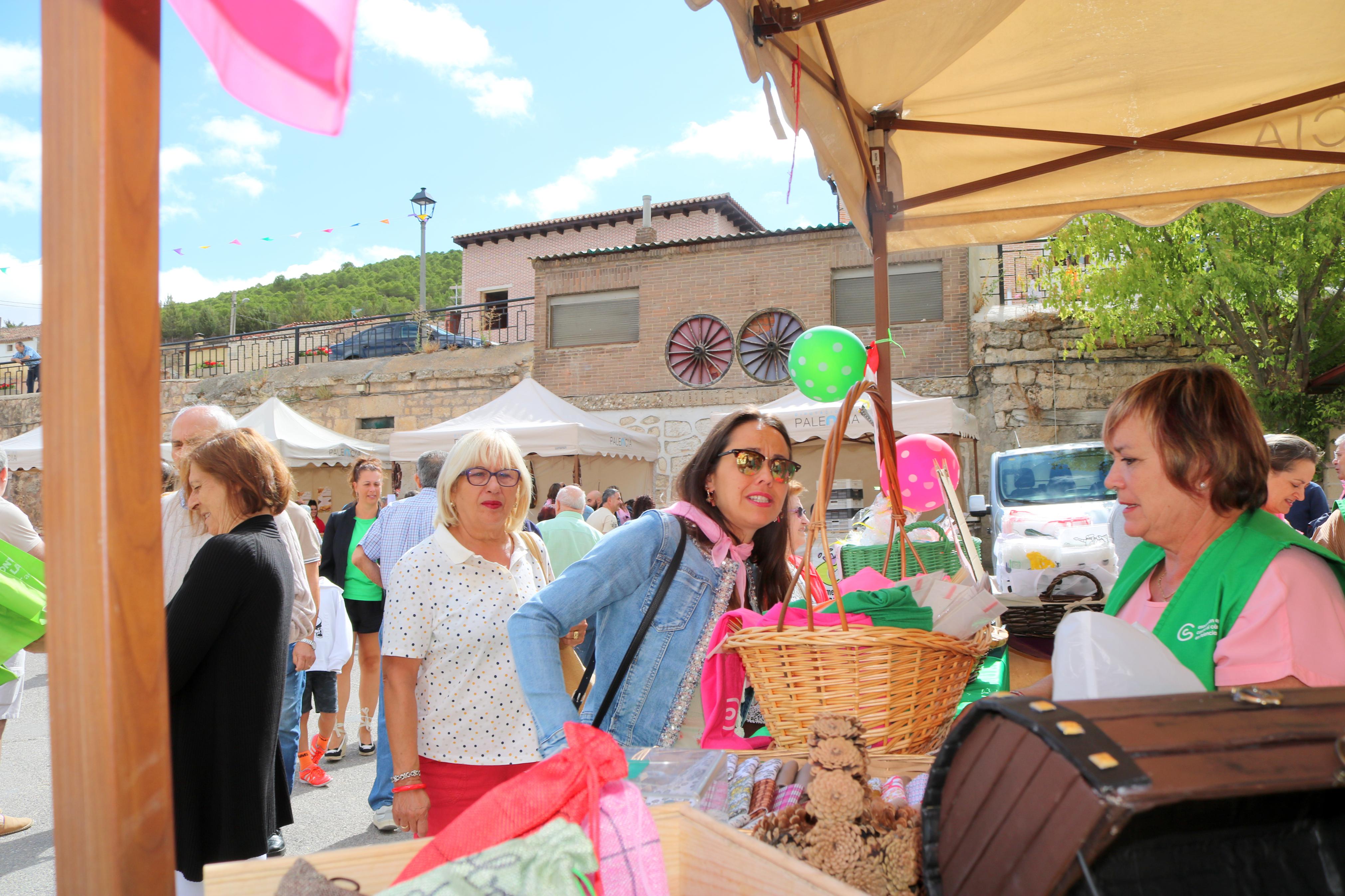 Vecinos y visitantes se volcaron con la Feria del Pan celebrada en Cobos de Cerrato