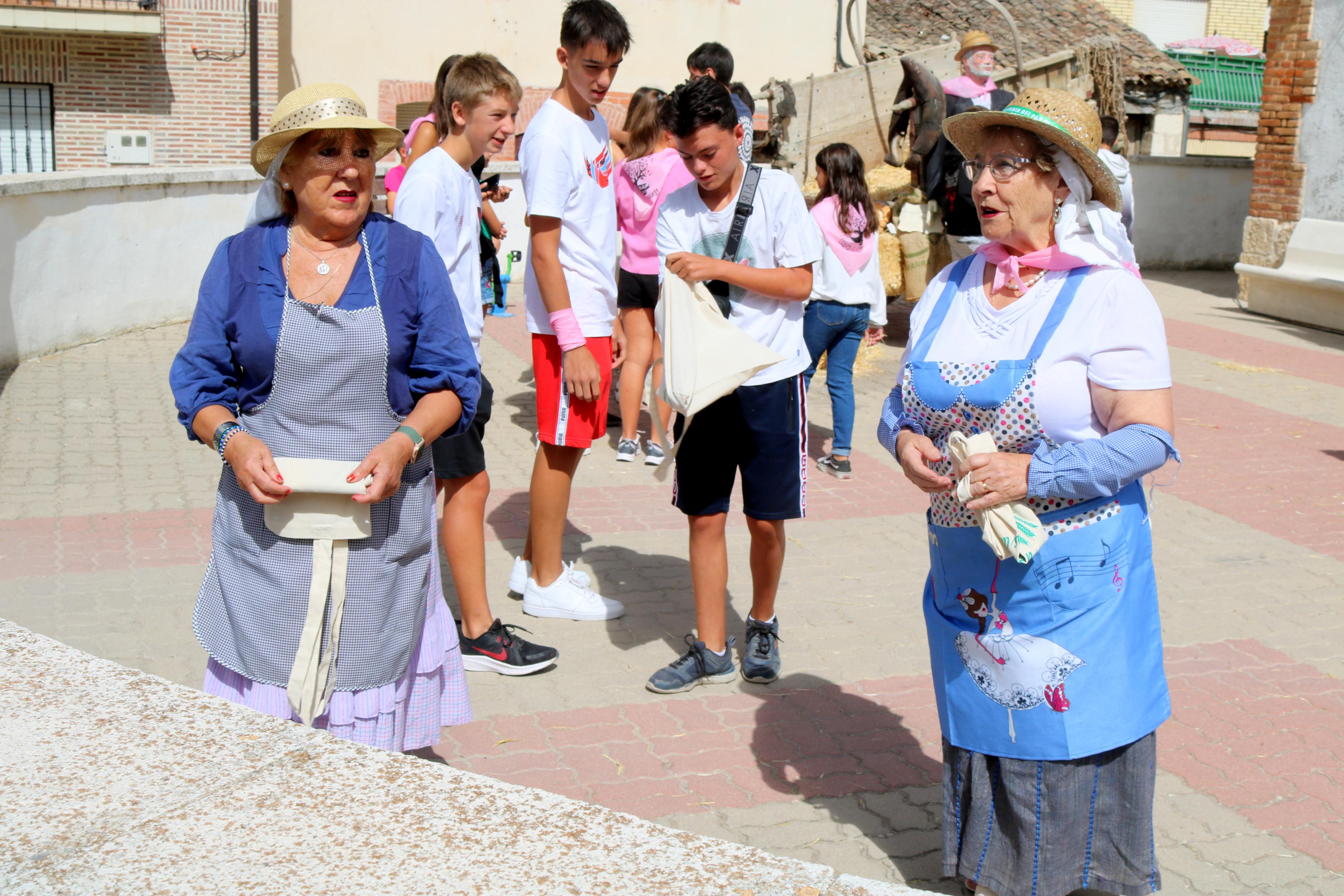 Vecinos y visitantes se volcaron con la Feria del Pan celebrada en Cobos de Cerrato