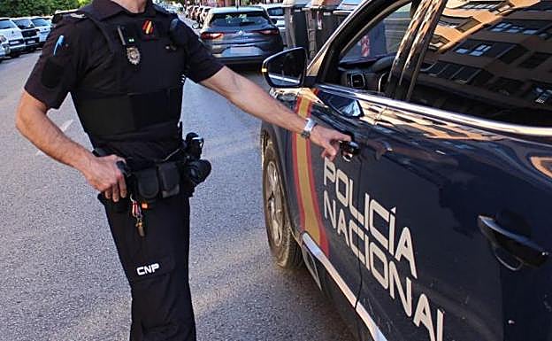 Robo frustrado en La Rondilla: el detenido mordió al dueño, le lanzó una botella y reventó un cristal