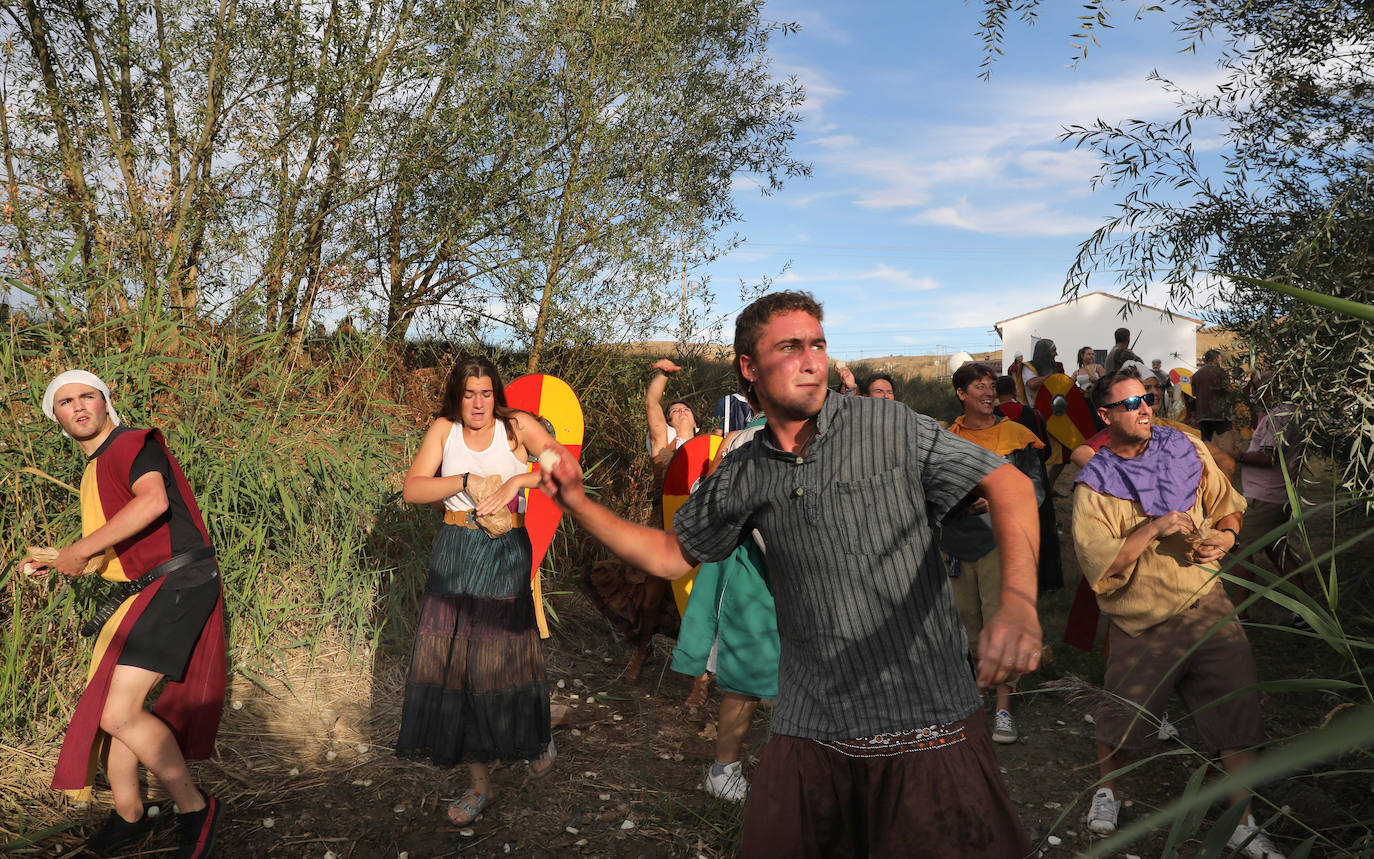 Fotos: Batalla nabal en Monzón de Campos