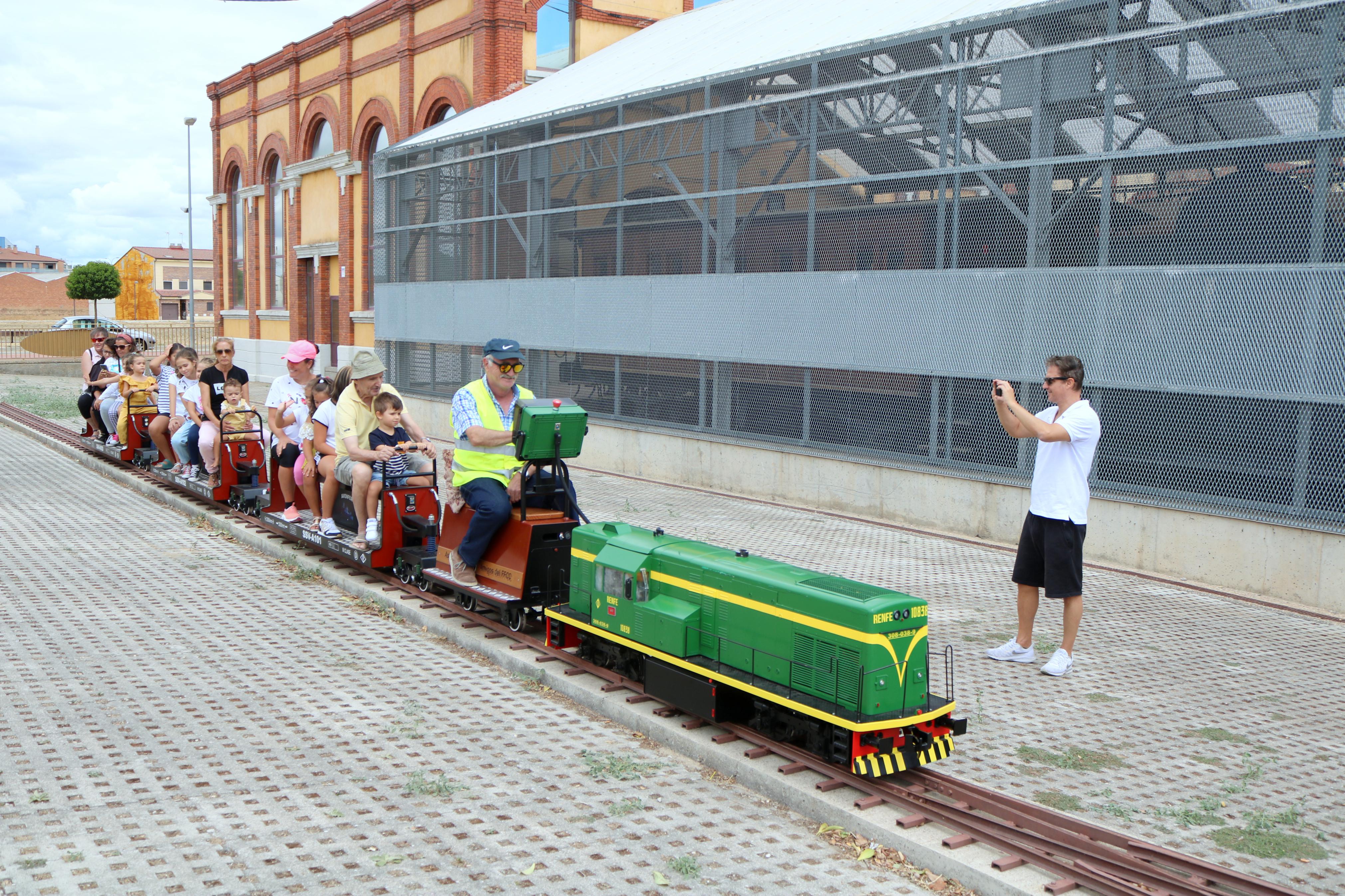 Venta de Baños ha disfrutado de varios actos ferroviarios durante las Fiestas de Santa Rosa de Lima