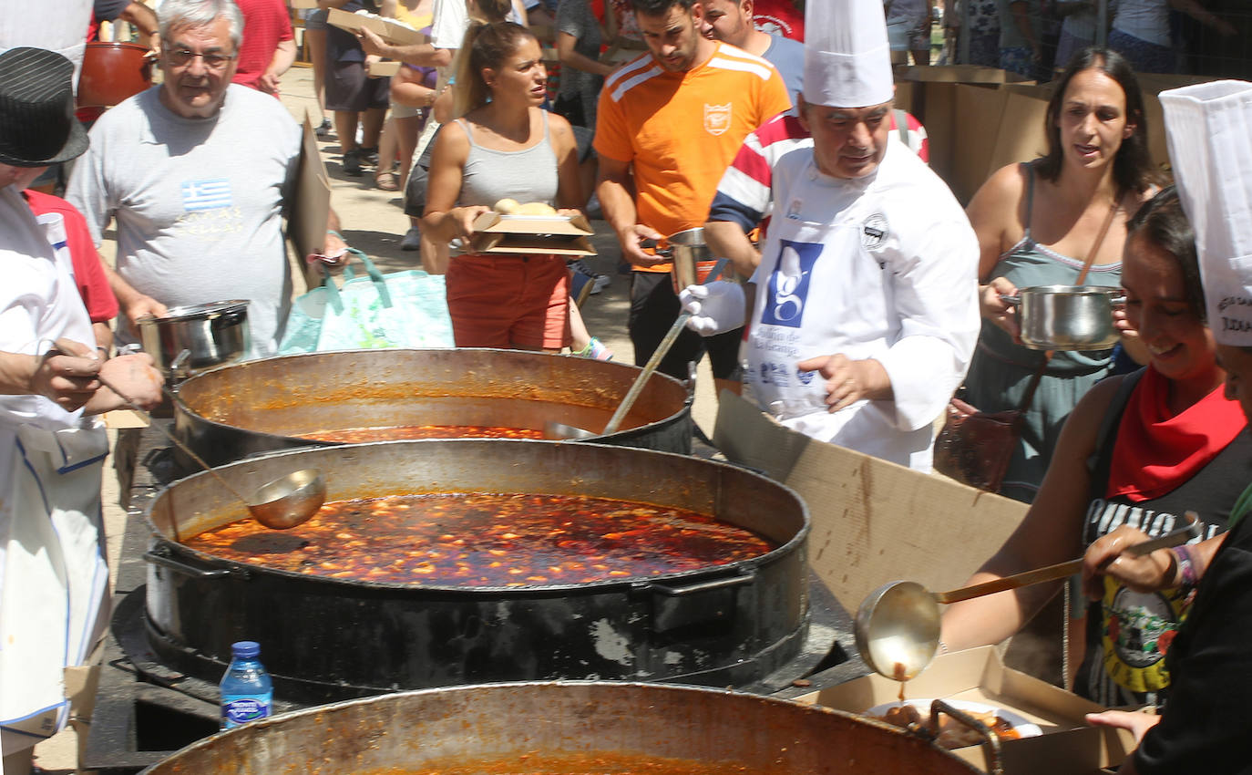 Tradicional judiada en las fiestas de La Granja de San Ildefonso. 