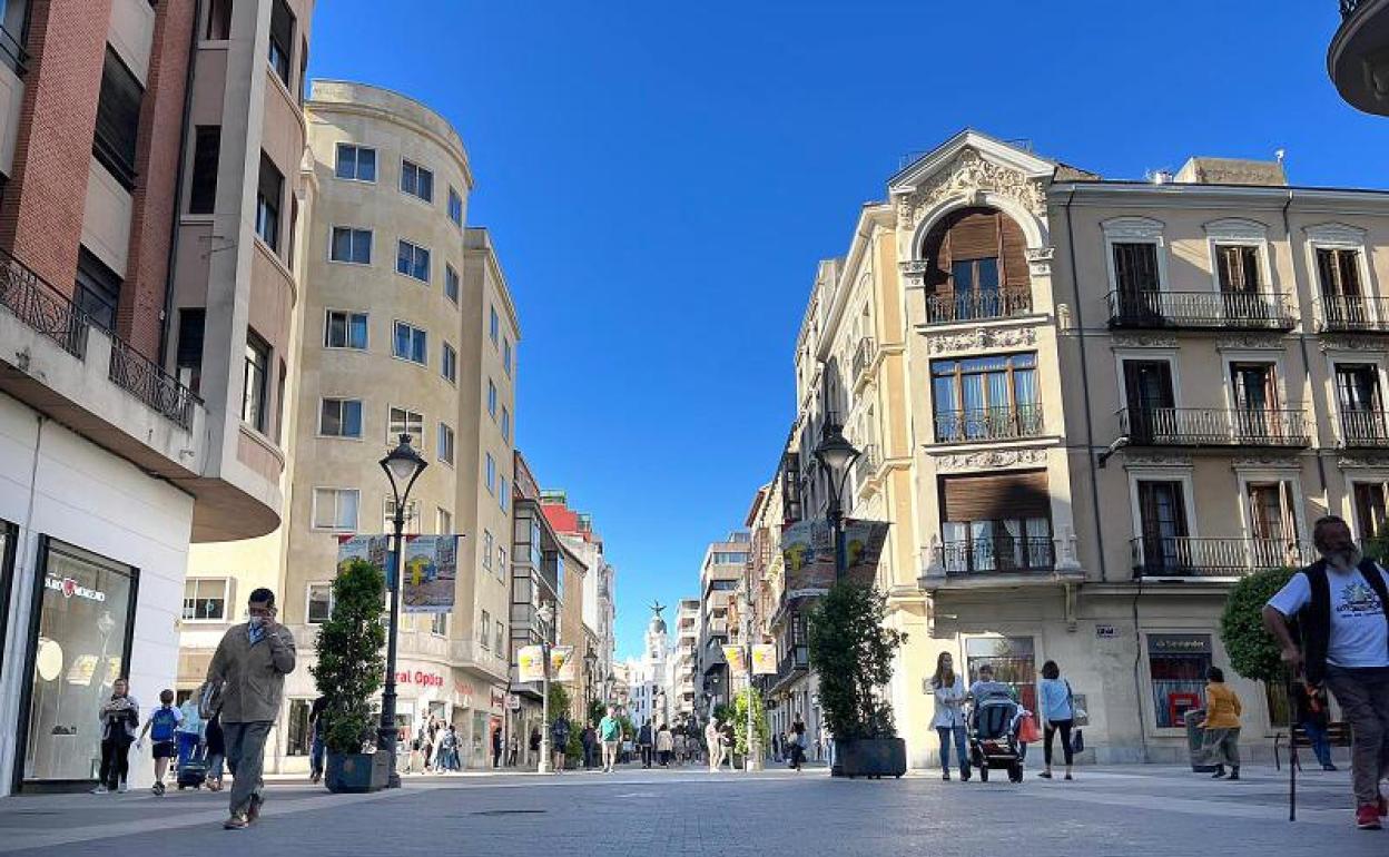 Imagen de la calle Santiago de Valladolid. 