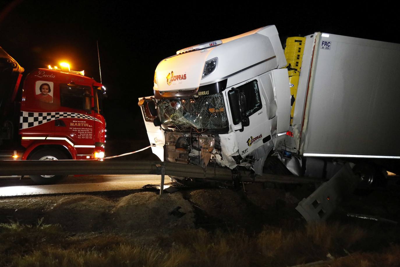 Fotos: Dos muertos en un accidente de tráfico en la N-122 a las afueras de Peñafiel