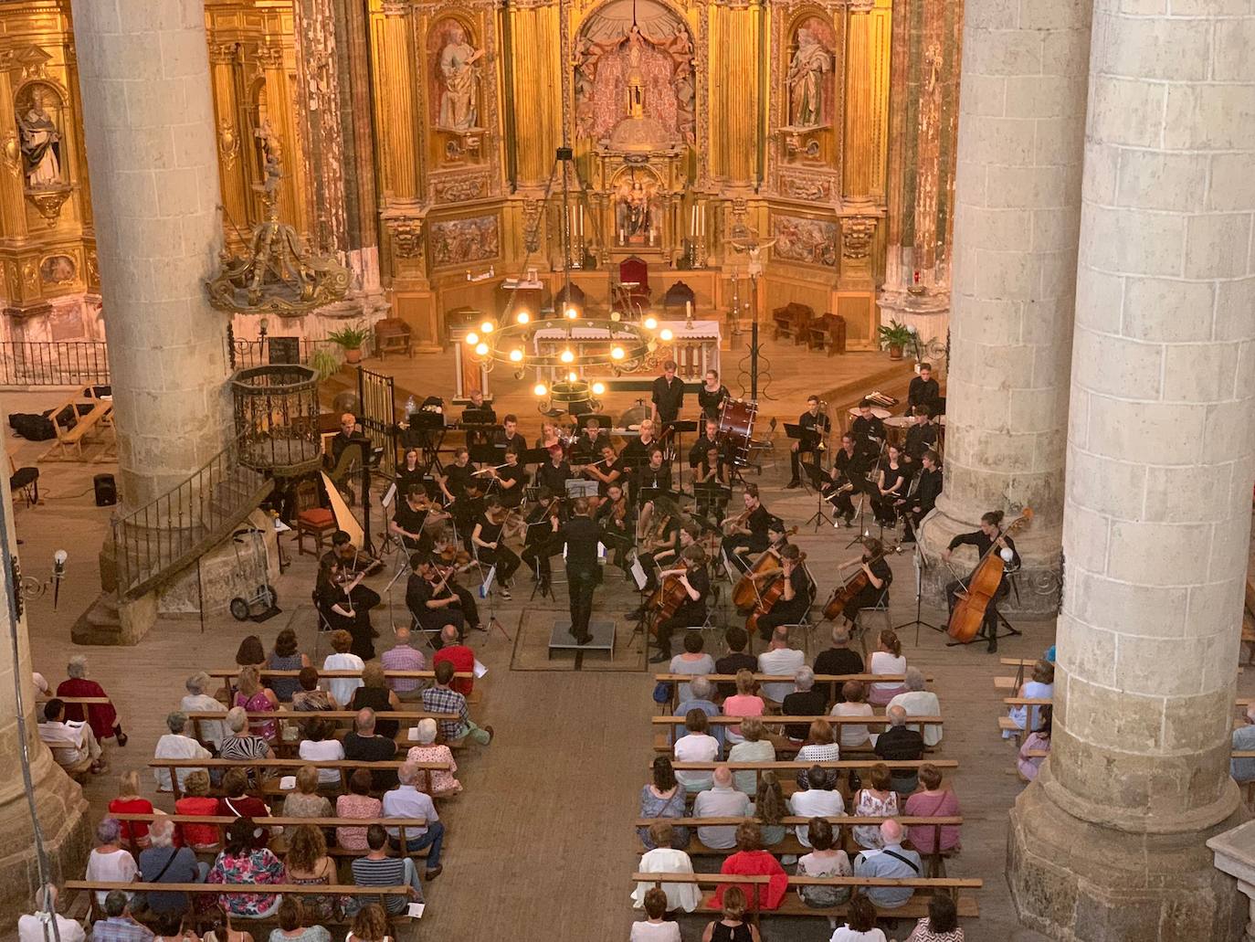 Imagen secundaria 1 - Actuación de la orquesta londinense 