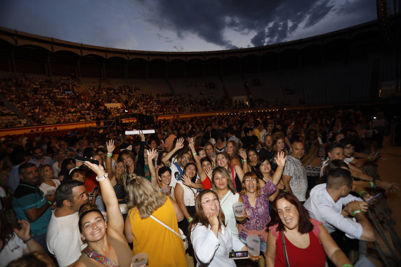 Fotos: Palencia empieza a disfrutar del concierto de Luis Fonsi