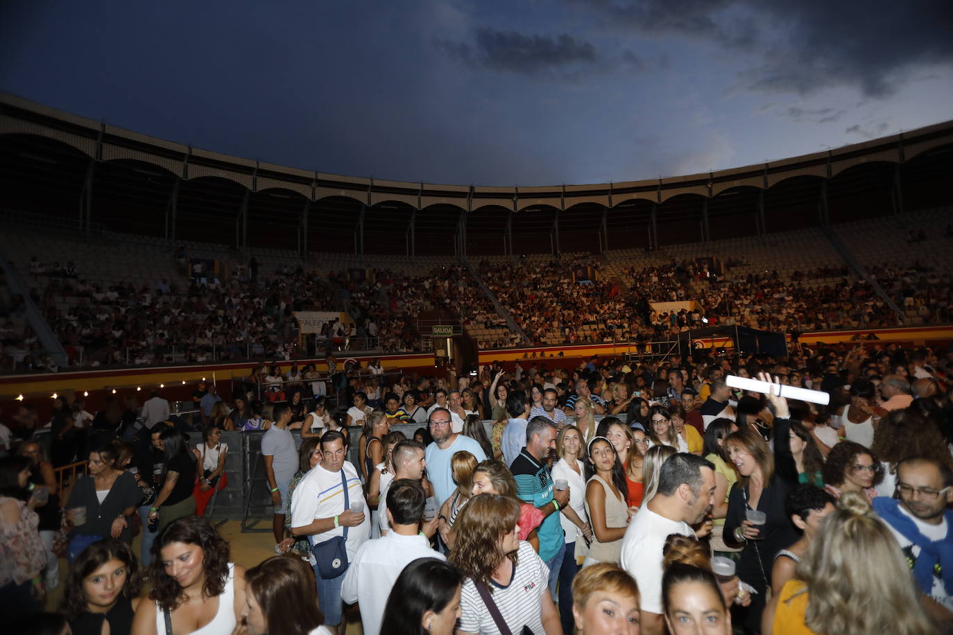 Fotos: Palencia empieza a disfrutar del concierto de Luis Fonsi