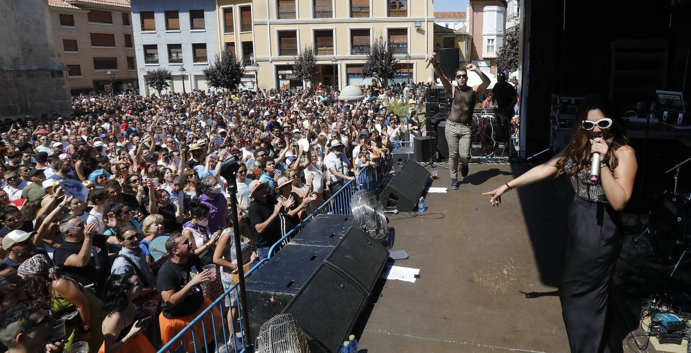 Fotos: La zona del Seminario, repleta con el &#039;Sarao Vermut&#039;