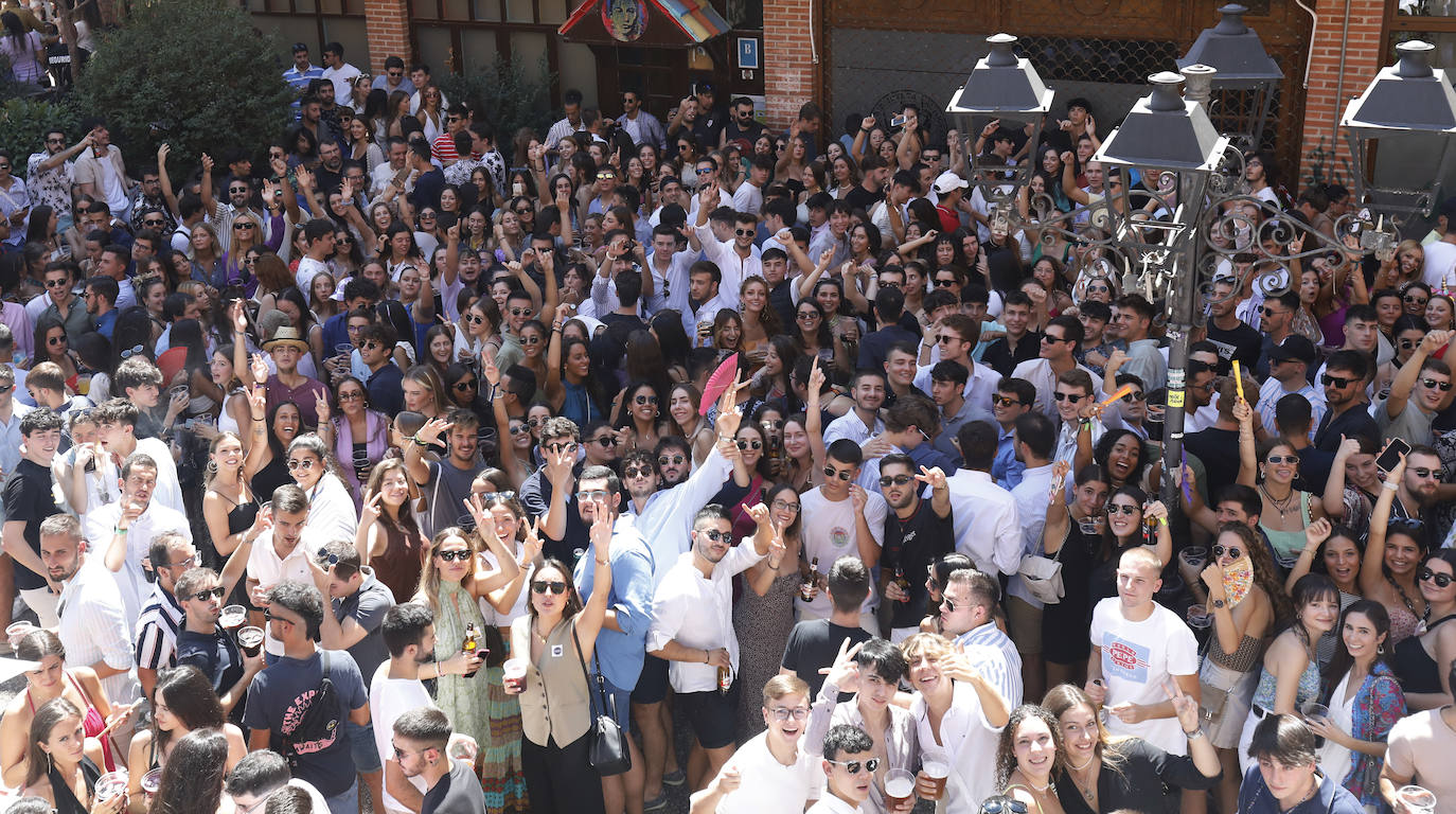 Fotos: La zona del Seminario, repleta con el &#039;Sarao Vermut&#039;