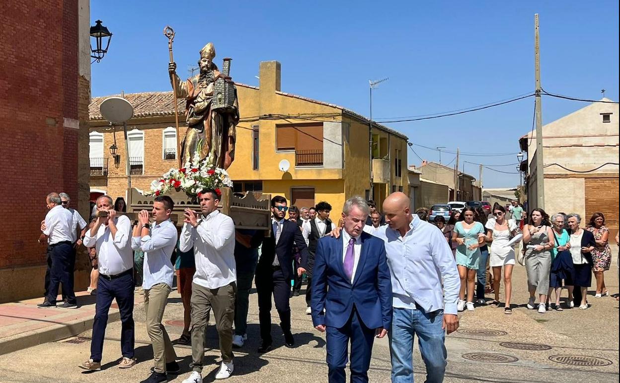 Procesión en honor a San Agustín.