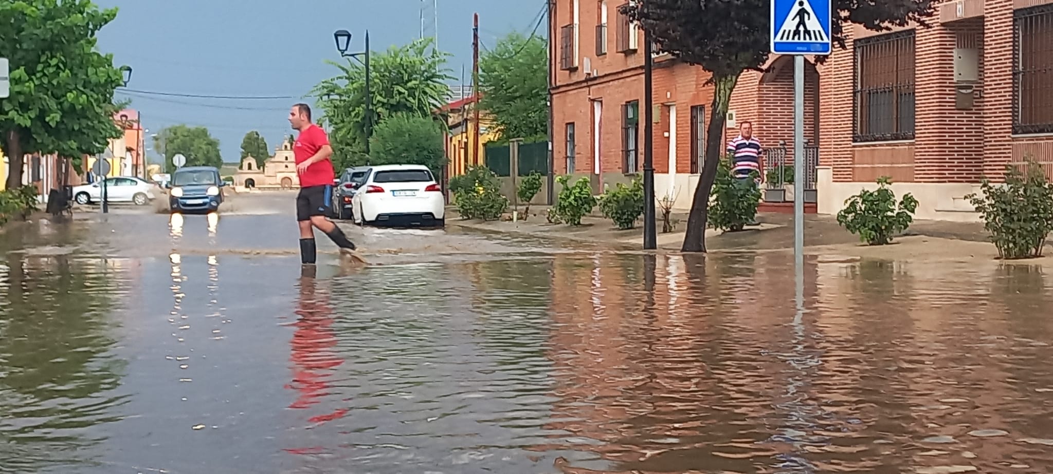 Fotos: La tormenta descarga granizo y anega calles en La Seca