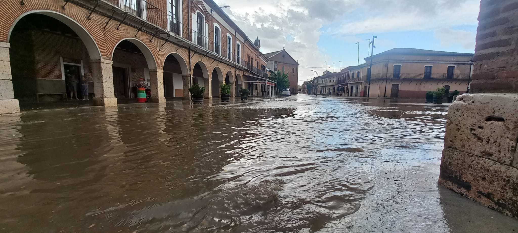 Fotos: La tormenta descarga granizo y anega calles en La Seca