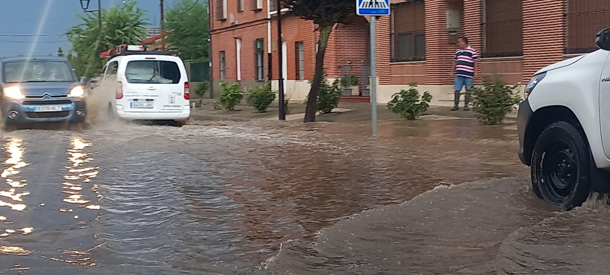 Fotos: La tormenta descarga granizo y anega calles en La Seca